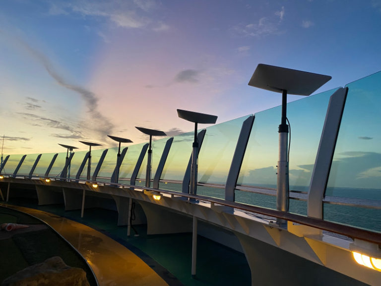 Royal Caribbean Group nutzt Starlink von SpaceX als Branchenneuheit zur Bereitstellung von Hochgeschwindigkeits-Internet an Bord der gesamten Kreuzfahrtflotte