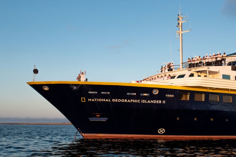 Lindblad Expeditions-National Geographic tauft sein neuestes Schiff offiziell auf den Namen National Geographic Islander II
