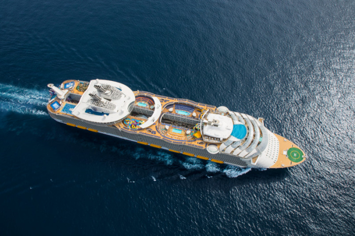 REKORDVERDÄCHTIGE BUCHUNGEN FÜR EIN REKORDVERDÄCHTIGES SCHIFF: DIE ICON OF THE SEAS VON ROYAL CARIBBEAN STELLT EINEN NEUEN REKORD AUF